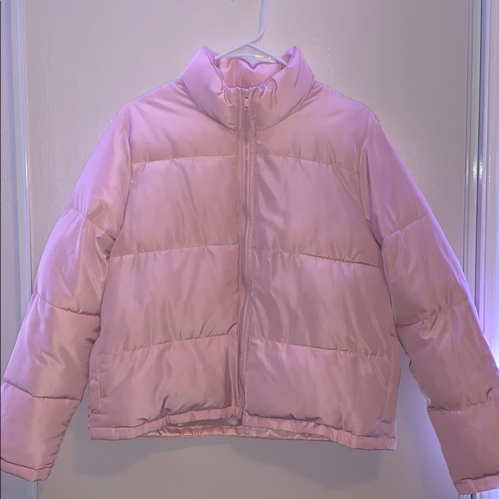 light pink macy puffer jacket fr. brandy melville